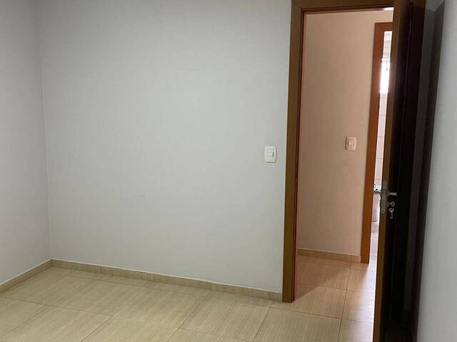 Apartamento para Venda em Caxias do Sul - 5