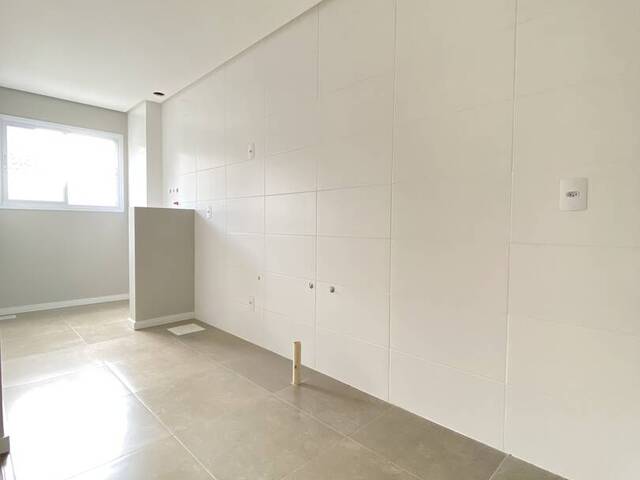 #1813 - Apartamento para Venda em Caxias do Sul - RS - 3