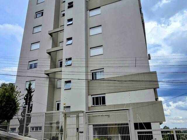  em  - 