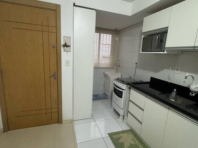 #1819 - Apartamento para Venda em Caxias do Sul - RS - 3