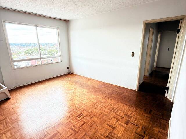 #1825 - Apartamento para Venda em Caxias do Sul - RS - 1