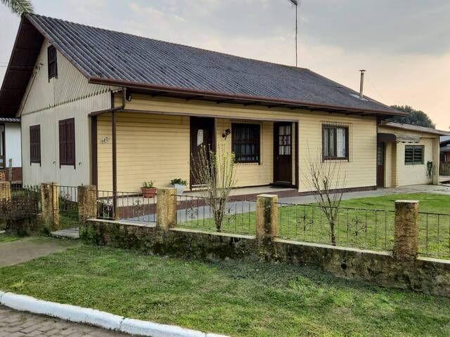#1863 - Casa para Venda em Caxias do Sul - RS