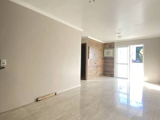 #1873 - Apartamento para Venda em Caxias do Sul - RS