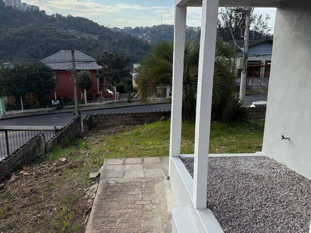 #1899 - Casa para Venda em Caxias do Sul - RS